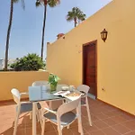 Oasis Royal F306 Apartamento *